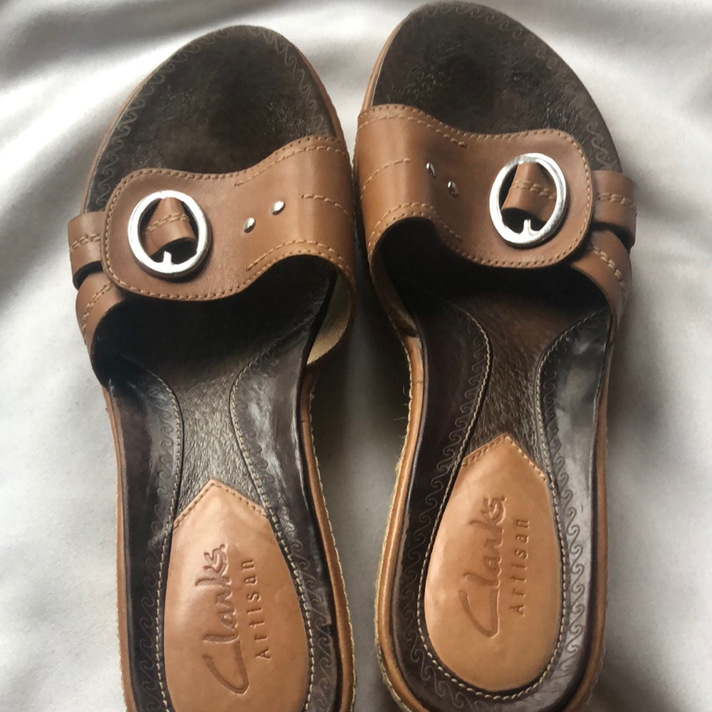 Clarks Artisan womens shoes size 7M leather sandals